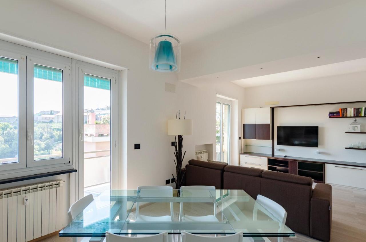 Joivy Great Flat With Sea View Appartamento Genova
